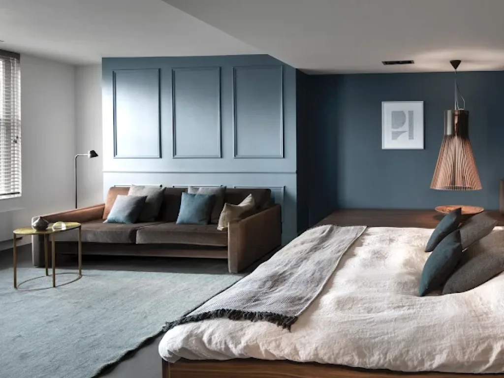 Commune Suites