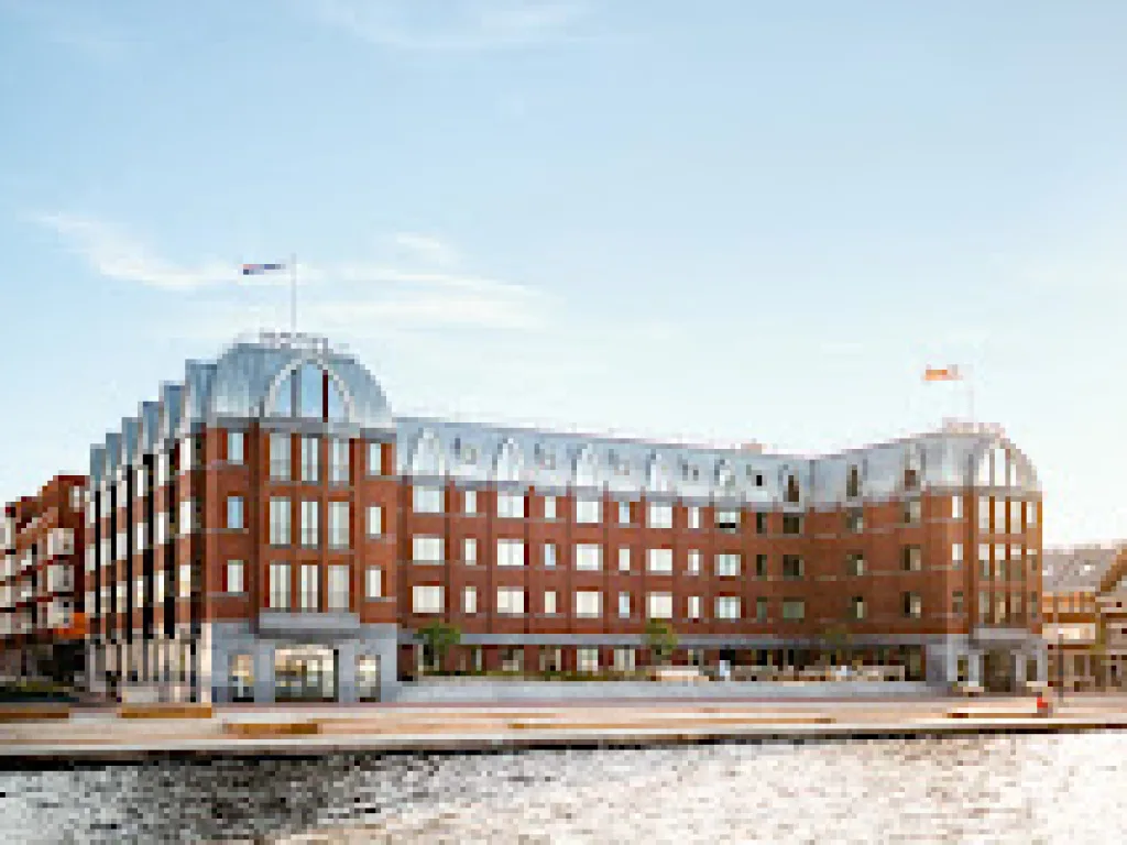 The July - Boat and Co