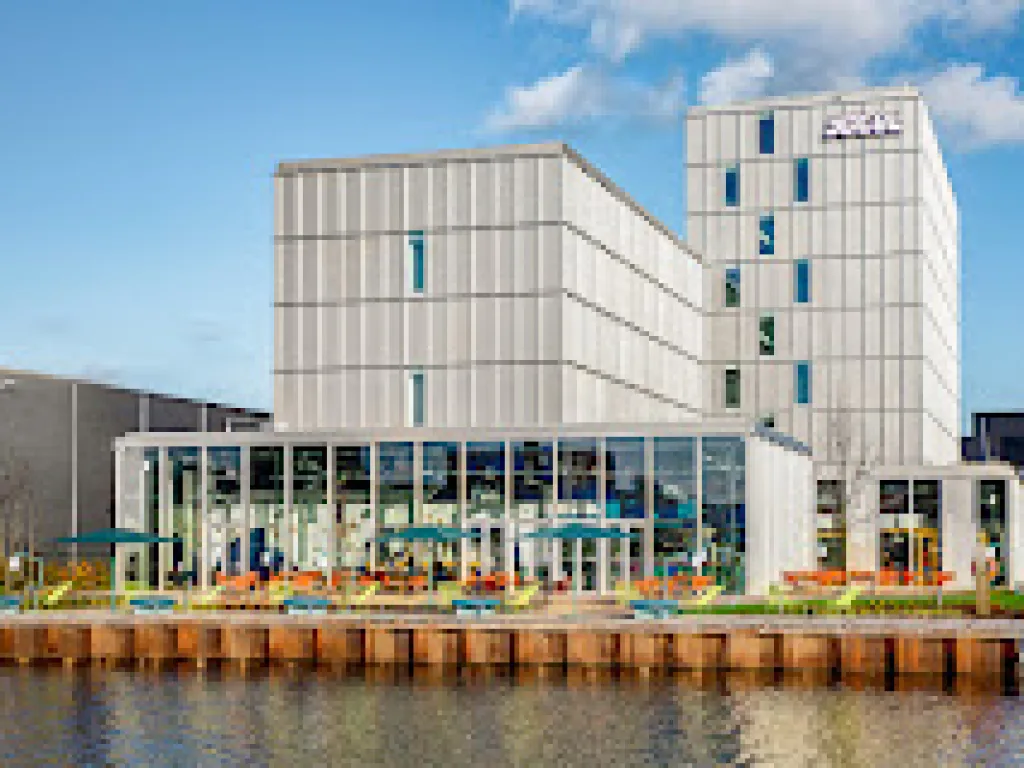 YOTEL Amsterdam