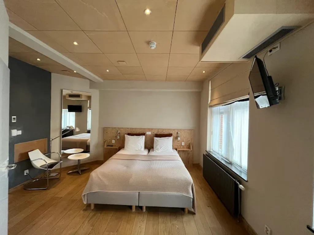 Asgard Hotel