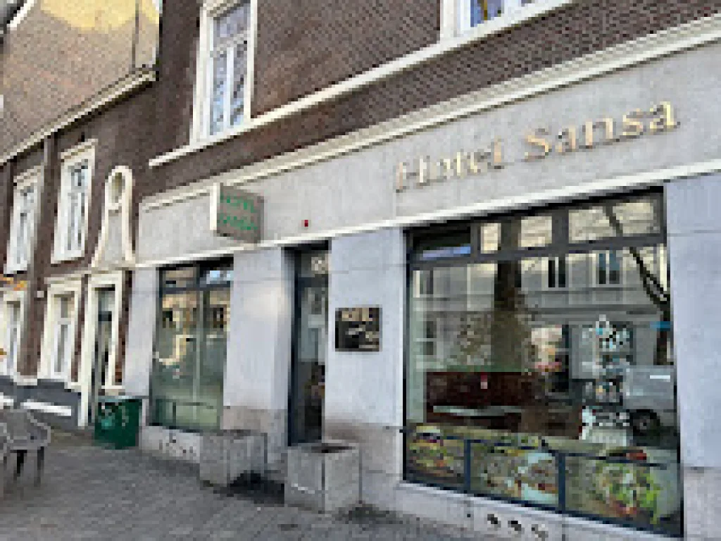 Hotel Sansa