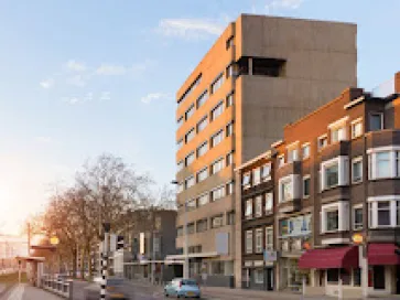 Rotterdam Teleport Hotel