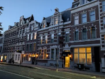 Rose Sonder Hotel