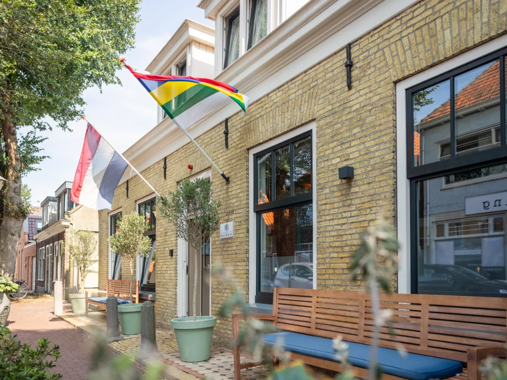 Hotel Buren