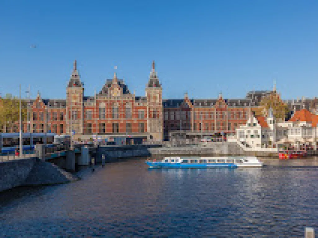 Travel Hotel