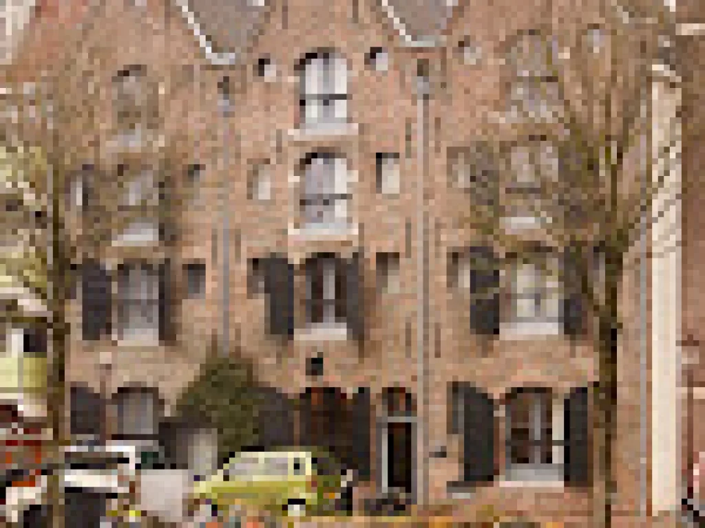 YAYS Amsterdam Salthouse Canal by Numa
