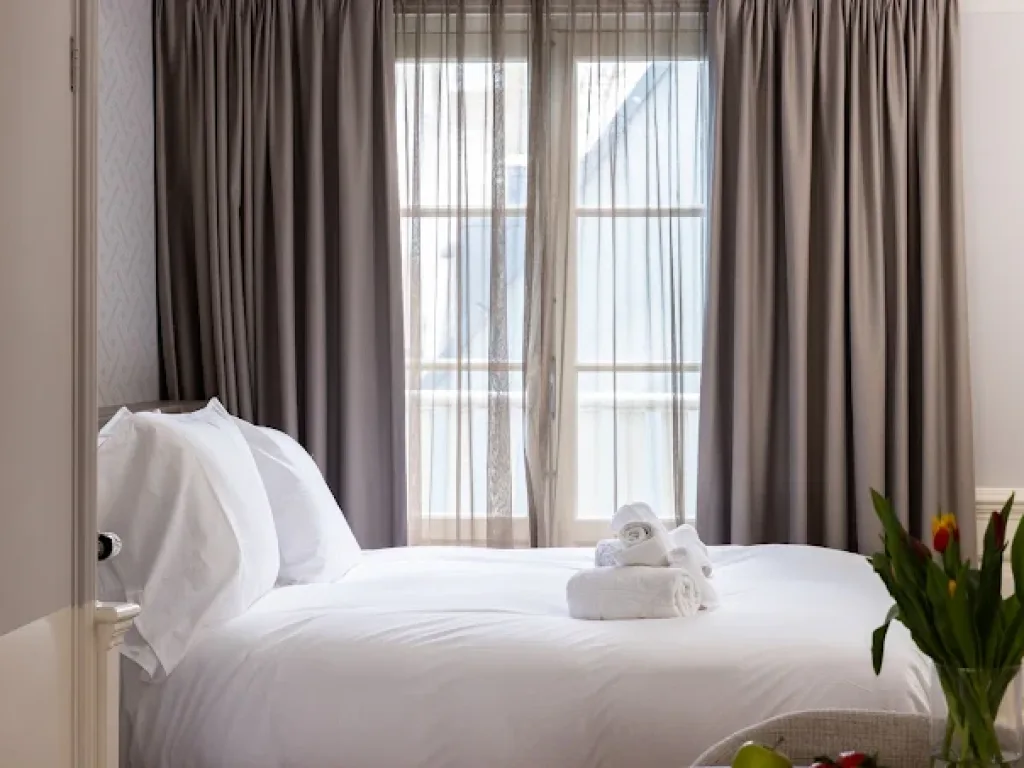 Amsterdam Canal Suites