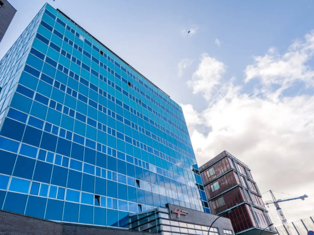 Xo Hotels Blue Tower
