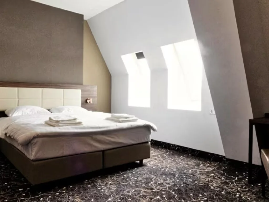 Amsterdam Lake Hotel