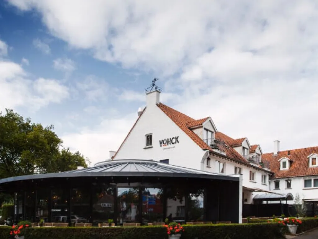 Hotel Paping by Flow