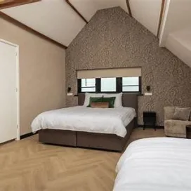 Hotel Twenty Three