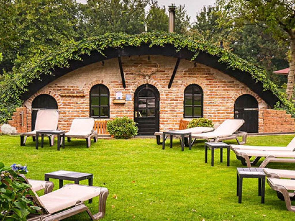 Country Rose Hotel
