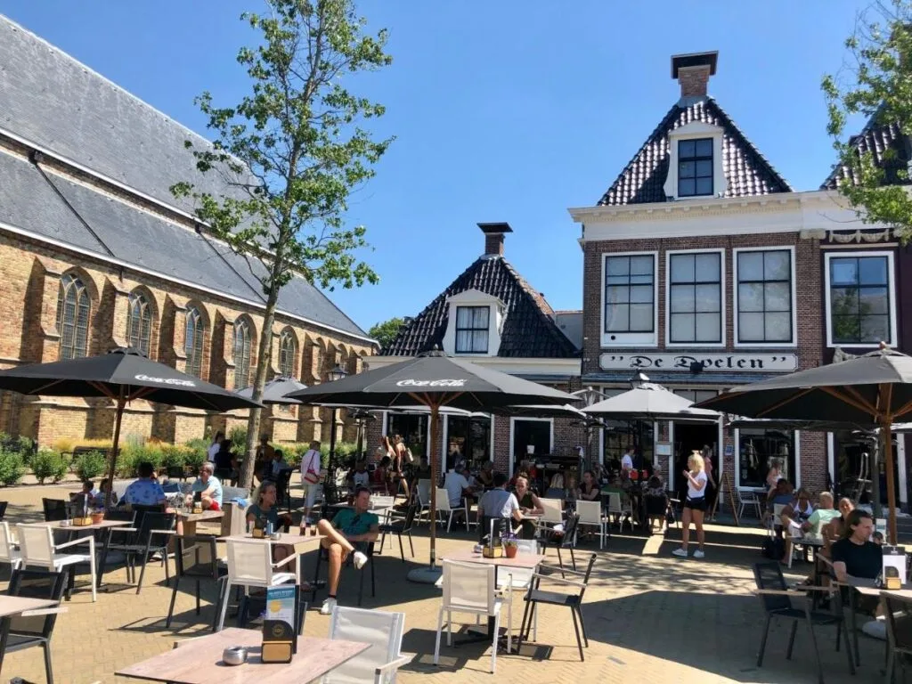 De Doelen