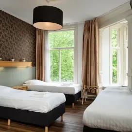 Amsterdam Inn Hotel