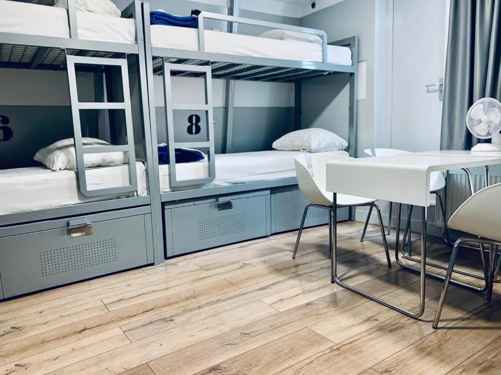 De Witte Tulp Hostel