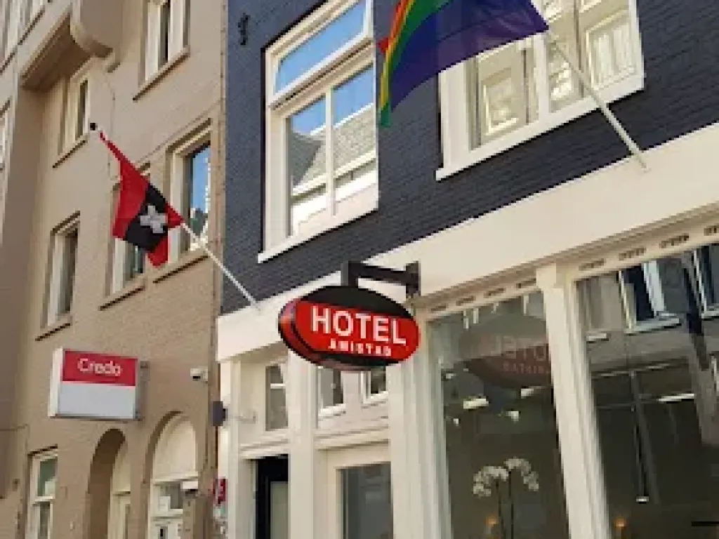 Amistad Hotel