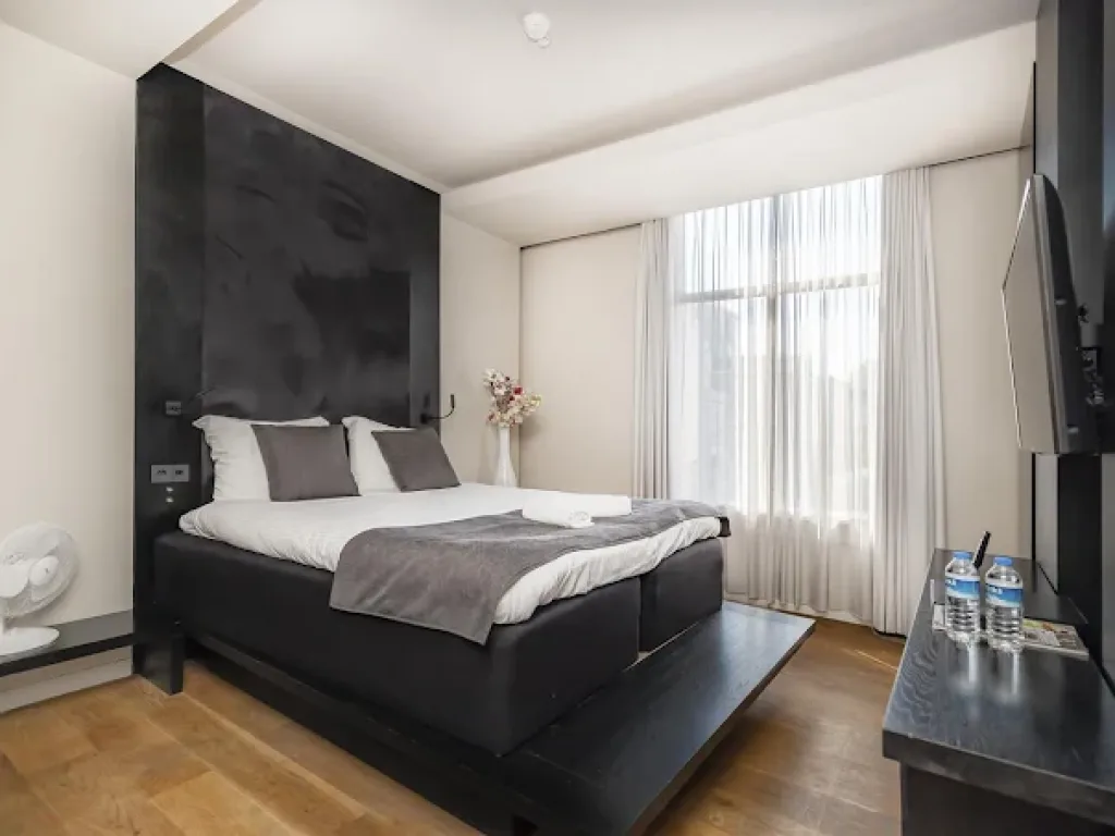 AmsterHome Hotel